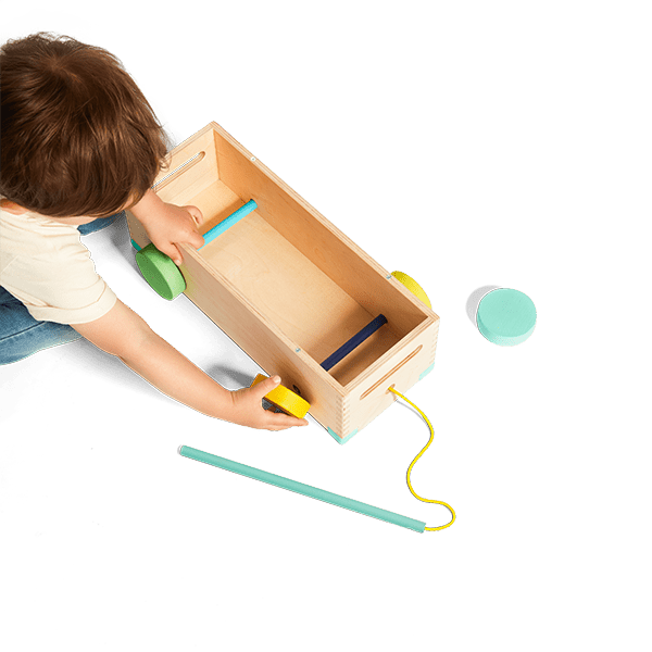 Learn to plan ahead and reach a goal: assemble a simple box car in a sequence of steps.